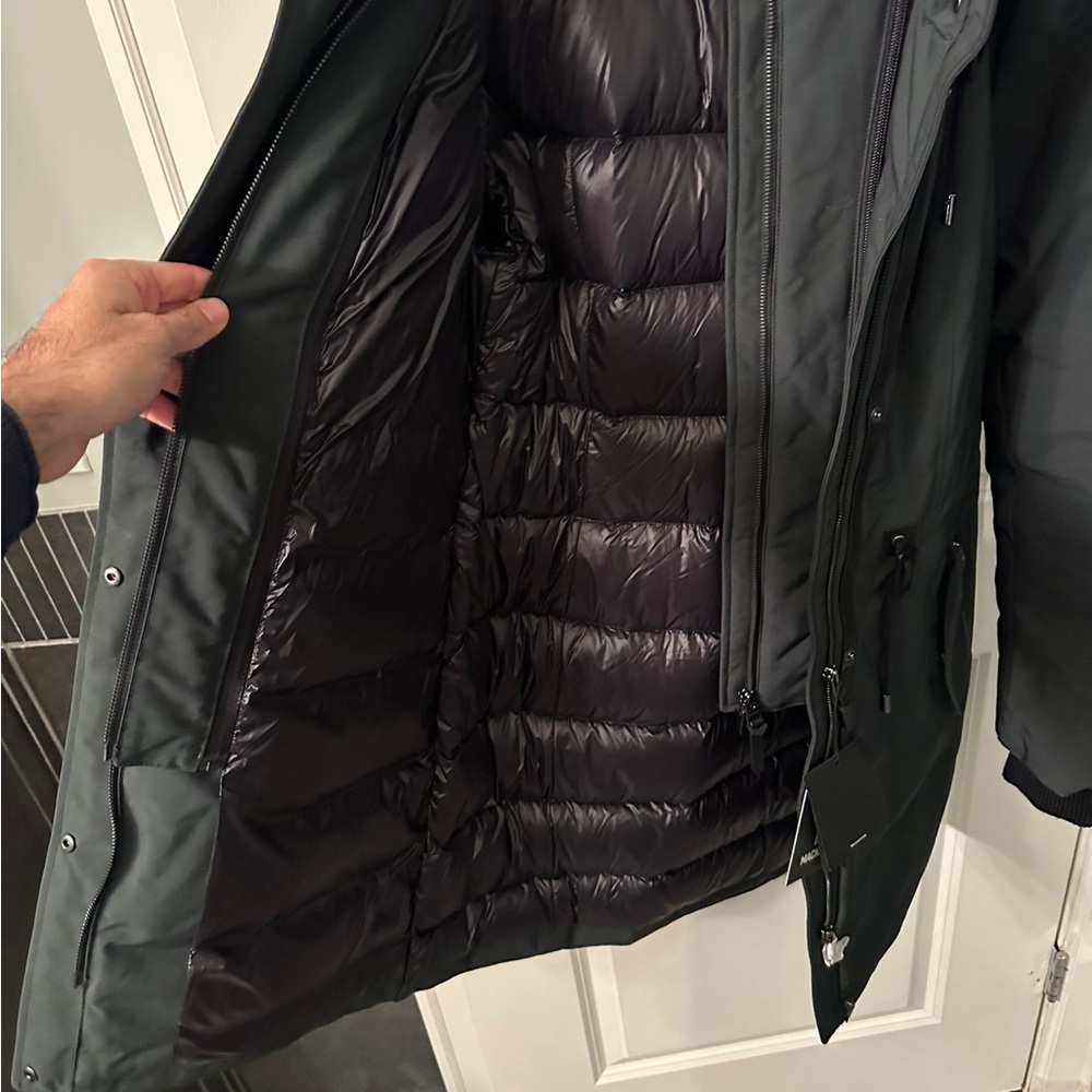 Brand new Mackage Beckah Parka. Never worn, all tags still on. - Picture 3 of 4